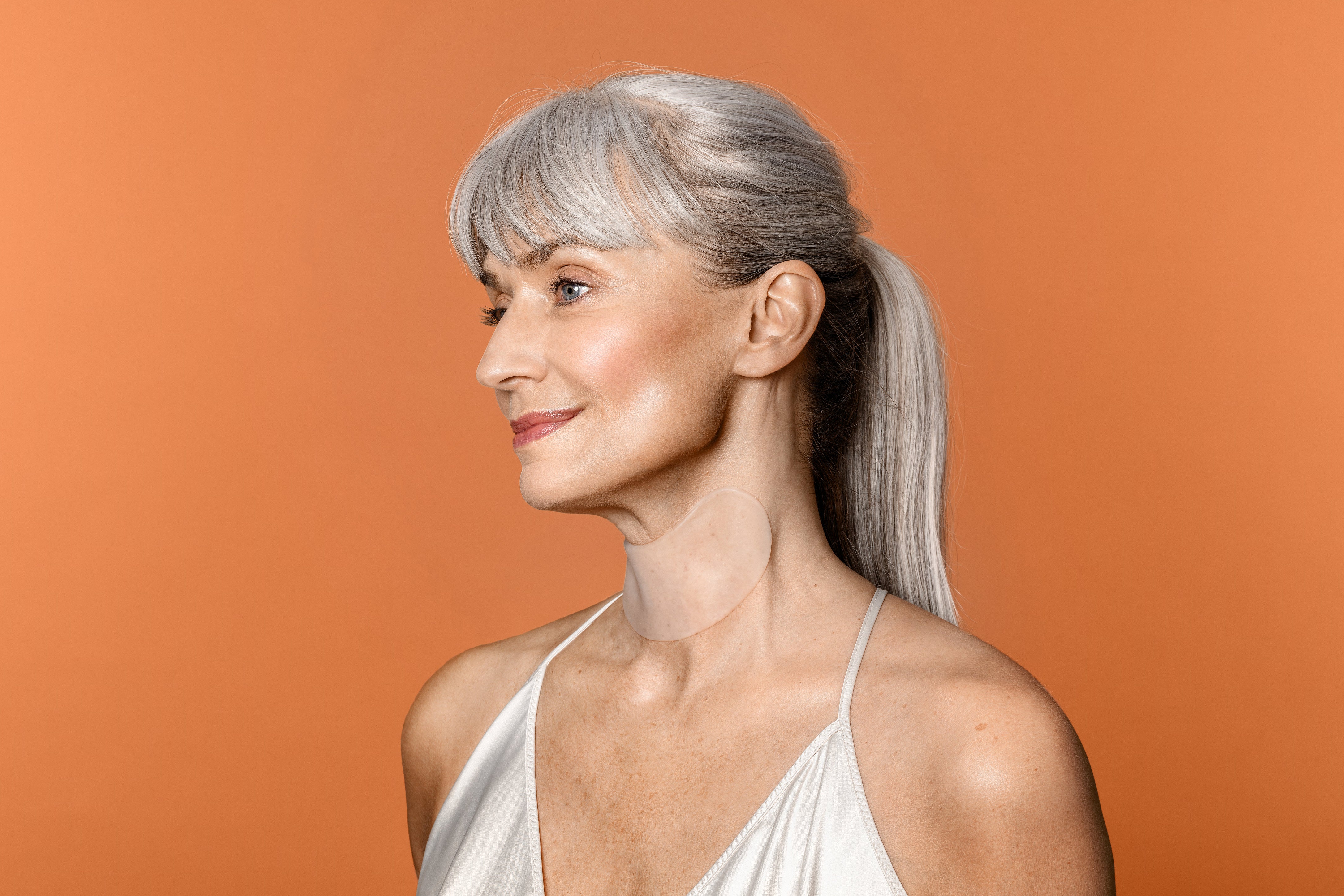 It's neck or nothing' - Neck Pad Hyaluronic Acid - Apricot Beauty