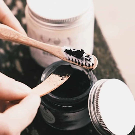 Toothpowder Black | Ben&amp;Anna